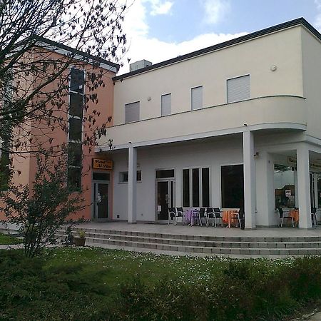 Al Flor Hotell Bagnacavallo Exteriör bild